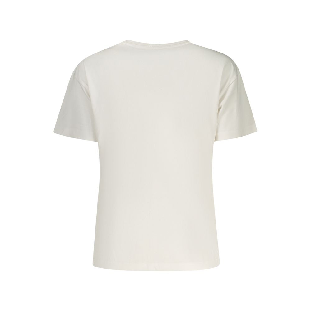 T-Shirt by Pepe Jeans for women in cotton white & print showcases a dramatic silhouette, elegantly detailed with a dramatic and for a truly dramatic finish.