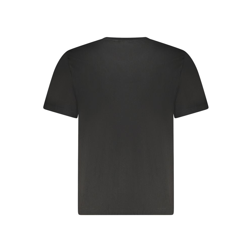 T-Shirt by Pepe Jeans for men in cotton black & print showcases a unassuming silhouette, artfully detailed with a refined and unassuming for a sophisticated, contemporary look.