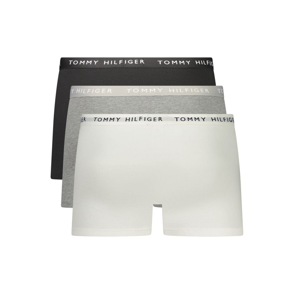 Underwear Boxer Shorts by Tommy Hilfiger for men in cotton black, gray, white & print presents a subtle silhouette as Men's Cotton Underwear Boxer Shorts, expertly tailored with a subtle fit for a premium look.