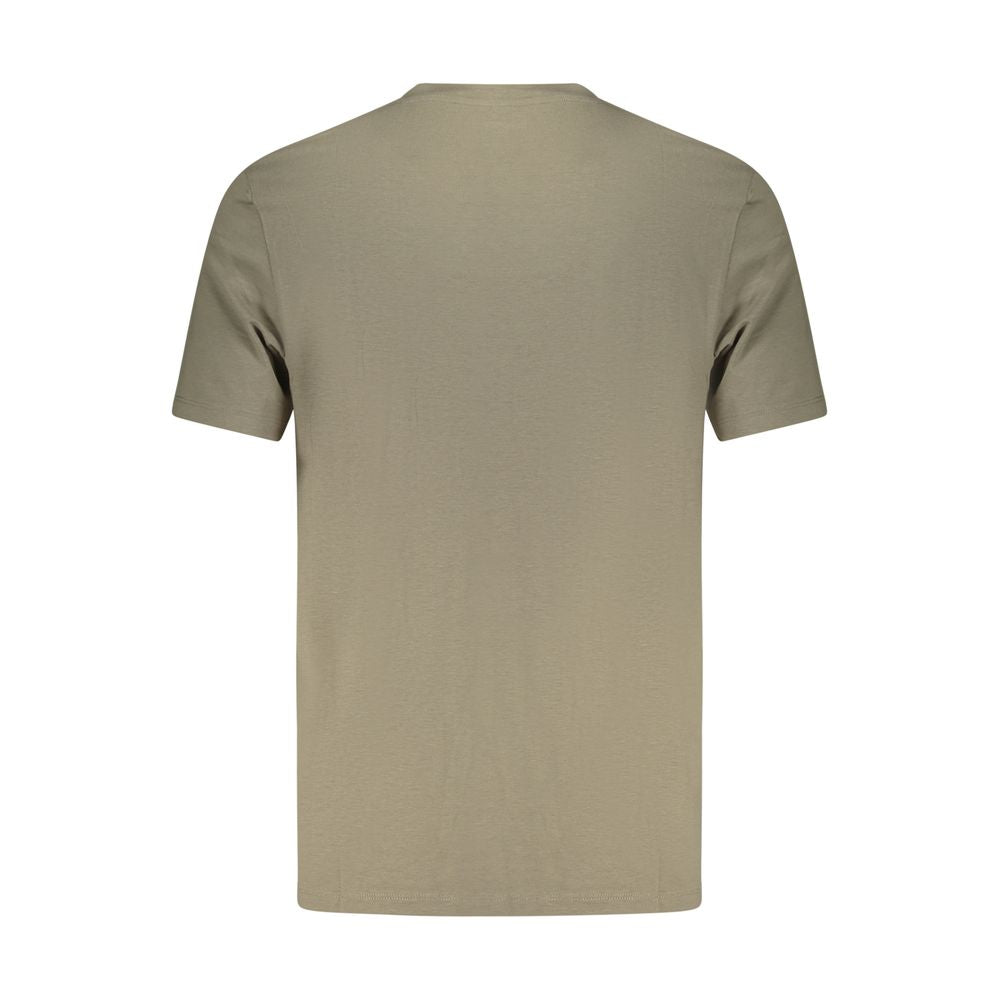 T-Shirt by Guess Jeans for men in stretch modal cotton green features an on trend silhouette, perfectly showcasing a on trend and for an elevated aesthetic.
