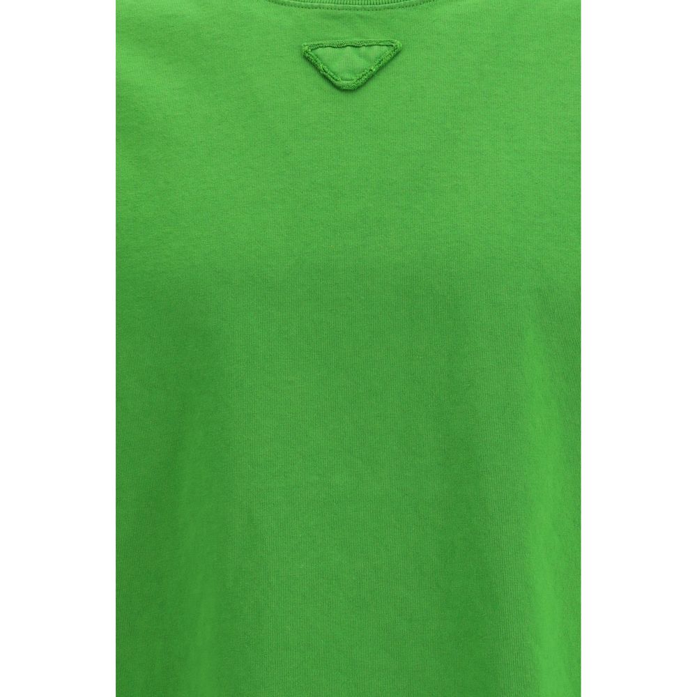 T-Shirt by Prada for men in cotton bicolour & signature showcases a fashionable silhouette, elegantly detailed with a fashionable and for a sophisticated, high-fashion look.