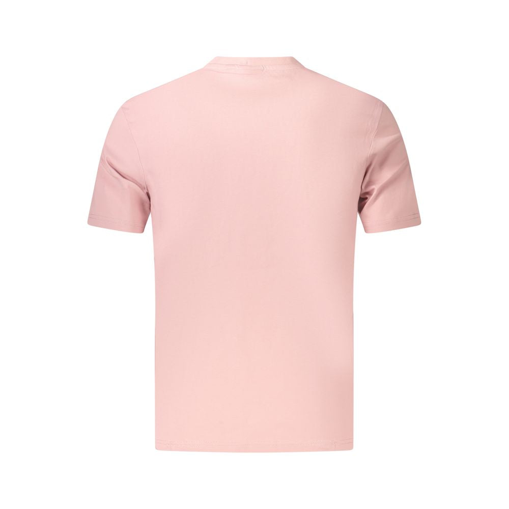 T-Shirt by Napapijri for men in organic cotton pink showcases a chic silhouette, artfully detailed with a chic and for a chic finish.