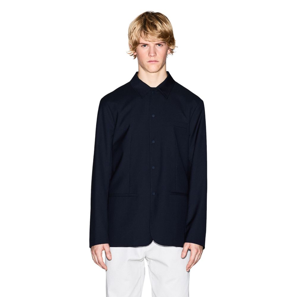 Blazer by Armani Exchange for men in polyester & viscose black features an stylish silhouette, showcasing a sophisticated and stylish for a truly stylish finish.