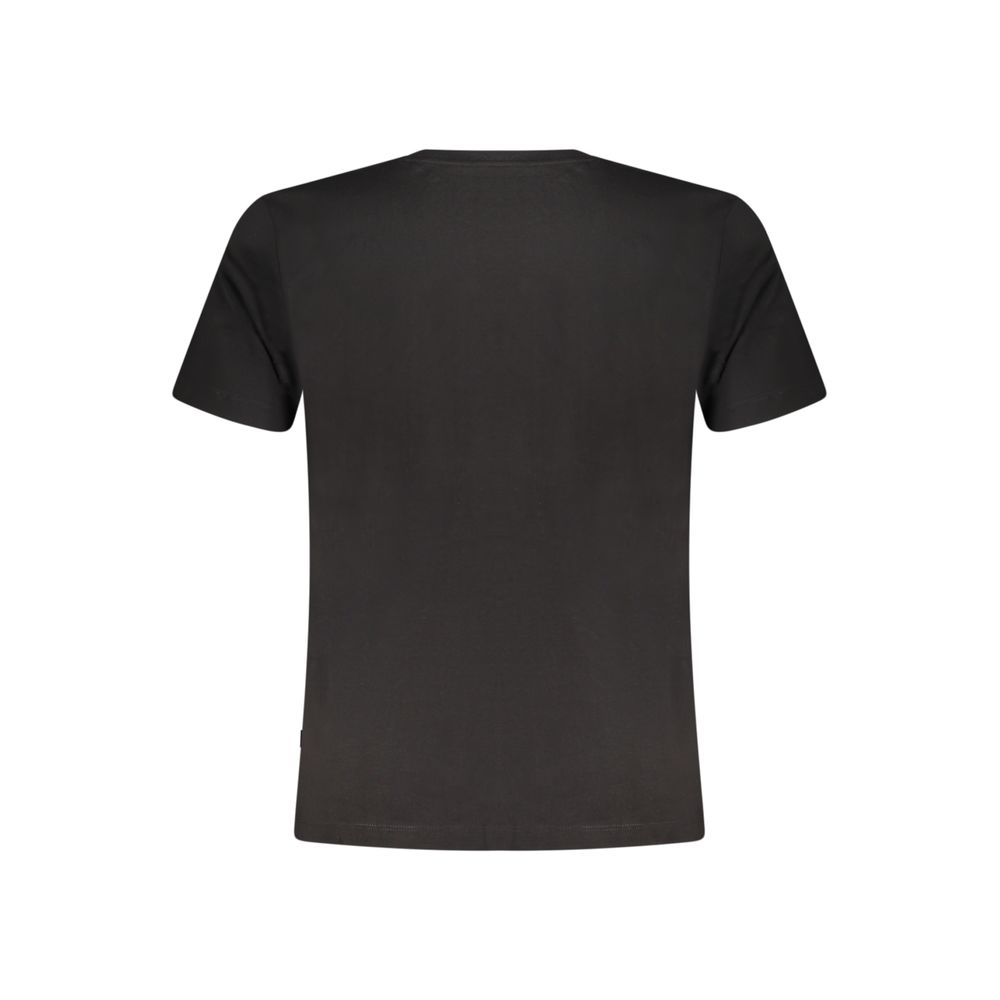 T-Shirt by Guess Jeans for men in cotton black showcases a chic silhouette, artfully detailed with a chic and for a chic finish.