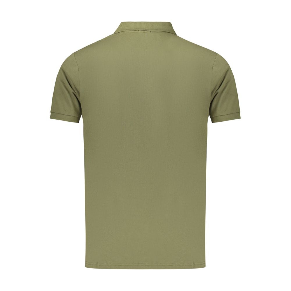 This Polo Shirt by Rifle for men in cotton green presents a flawless silhouette, showcasing flawless detailing and a refined for a truly flawless aesthetic.