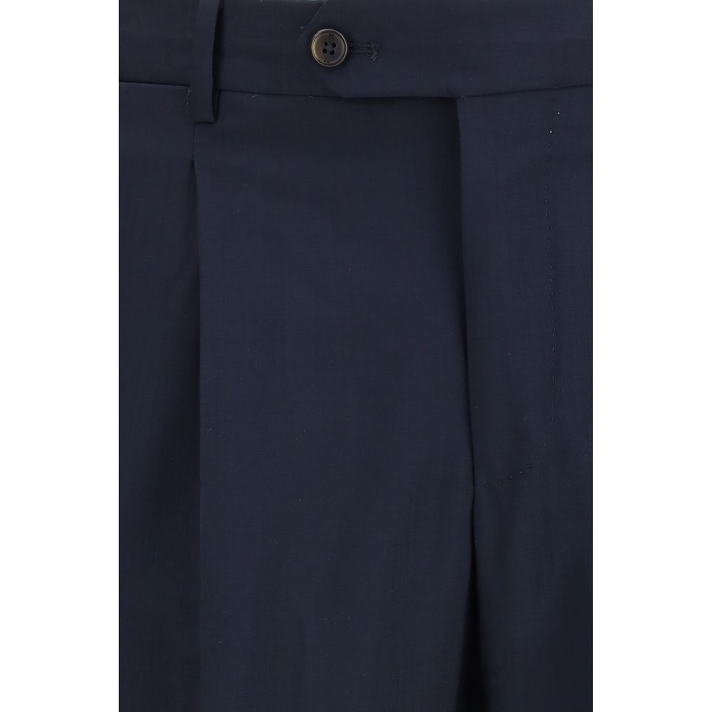 Trousers by PT Torino for men in merino wool blue features an sartorial silhouette, showcasing a precise relaxed-fit & regular-fit and long with a sartorial for a refined look.