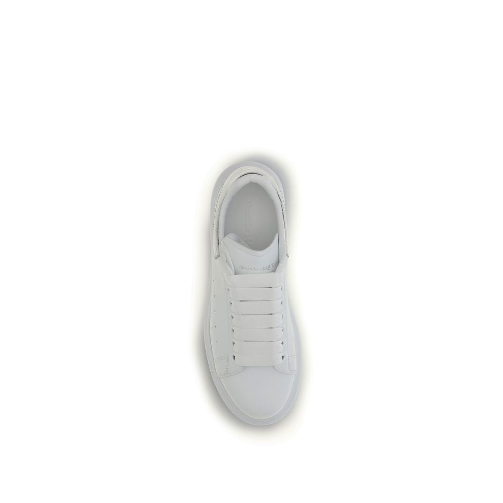 Sneakers by Alexander McQueen for women in bos taurus calf leather yellow features an versatile design from the Women's Low Top Bos Taurus Calf Leather Sneakers collection, highlighting a versatile low-top style for a premium, high-fashion look.