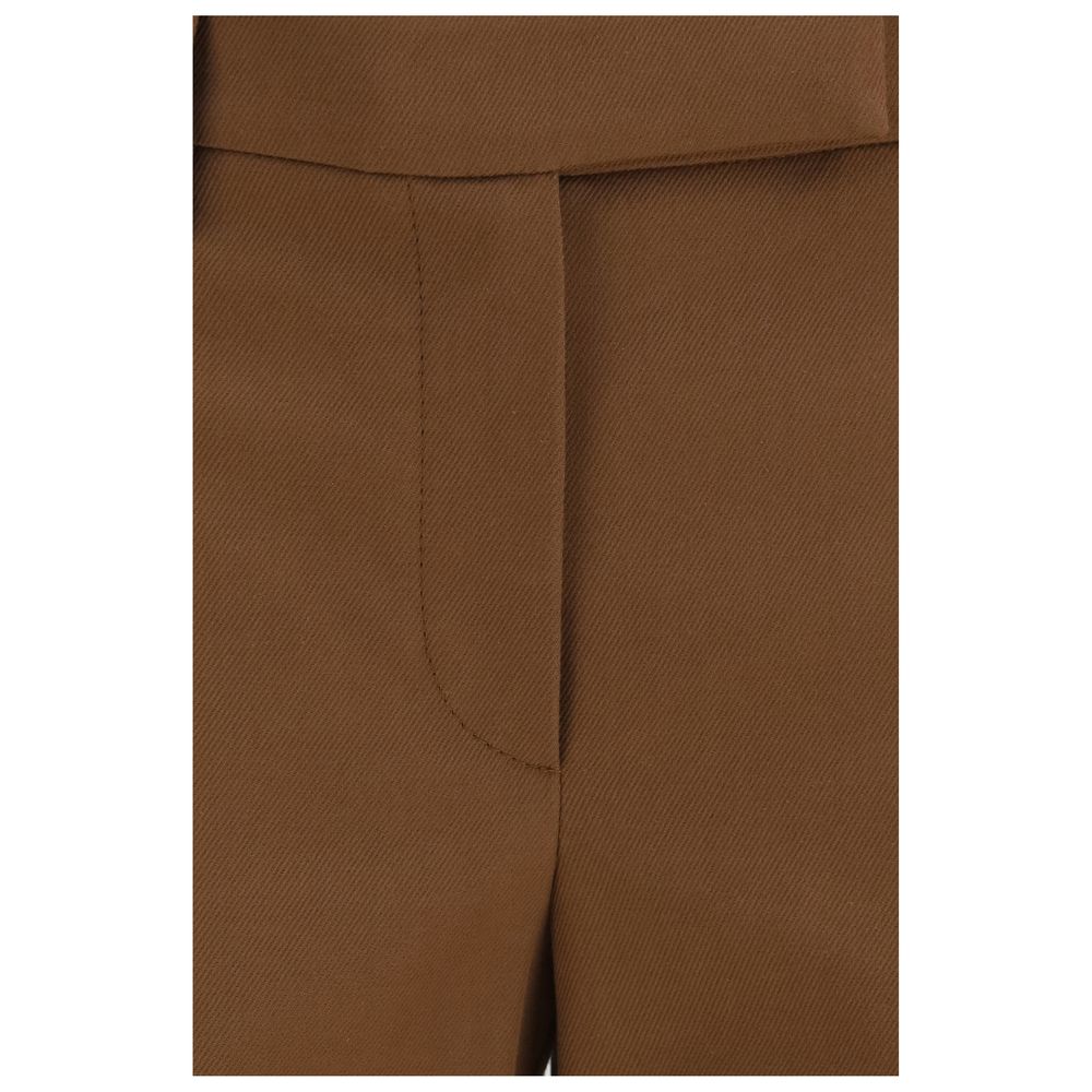 Casual Pants by Brunello Cucinelli for women in stretch cotton brown features an sartorial straight-leg & regular-fit and long with a cut for a sartorial finish.