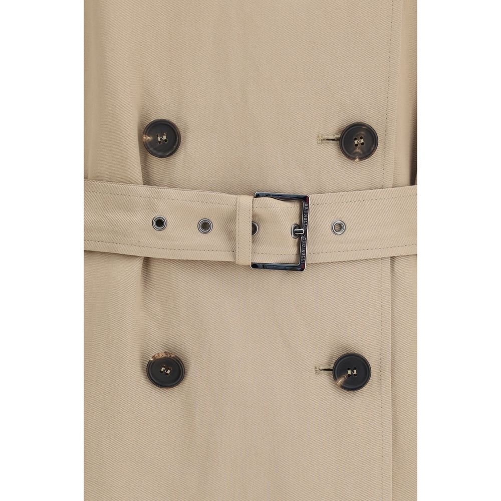 Trench Coat by Brunello Cucinelli for women in linen & cotton beige & patterned showcases a contemporary silhouette, detailed with a contemporary and distinctive for a truly contemporary finish.