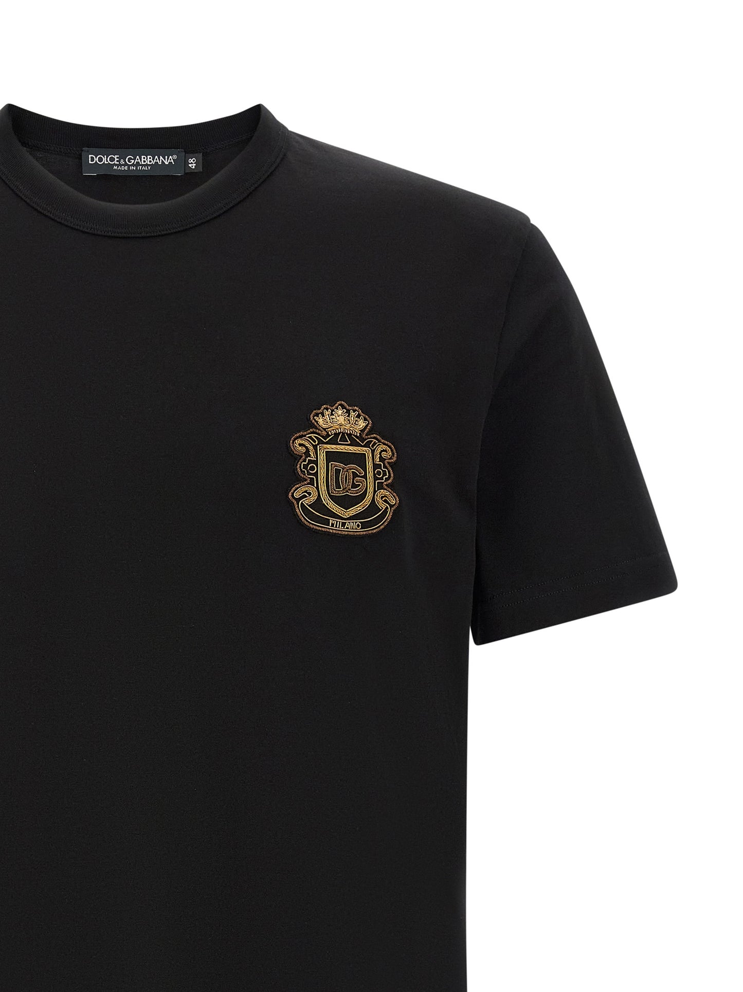 T-Shirt by Dolce & Gabbana for men in cotton black features an on trend silhouette, perfectly showcasing a on trend and for an elevated aesthetic.