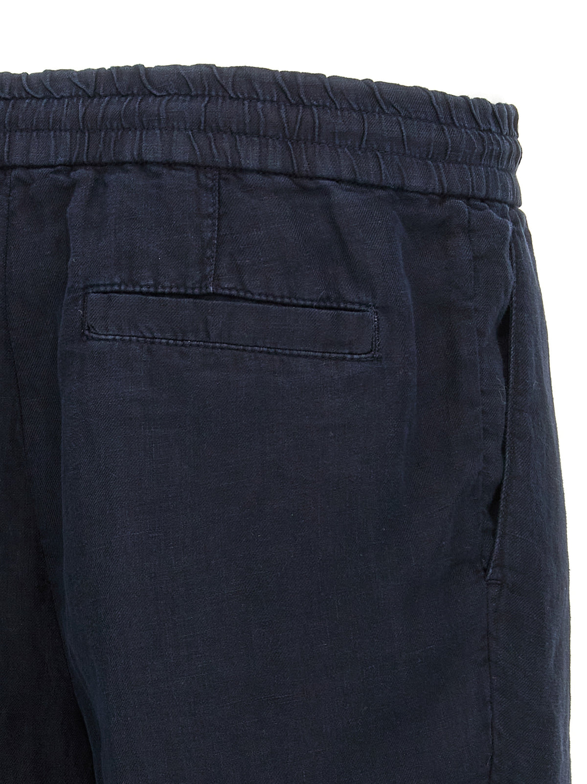 Bermuda Shorts by Brunello Cucinelli for men in linen blue features a sartorial silhouette, showcasing a sartorial relaxed-fit and short with a sophisticated for a sartorial look.