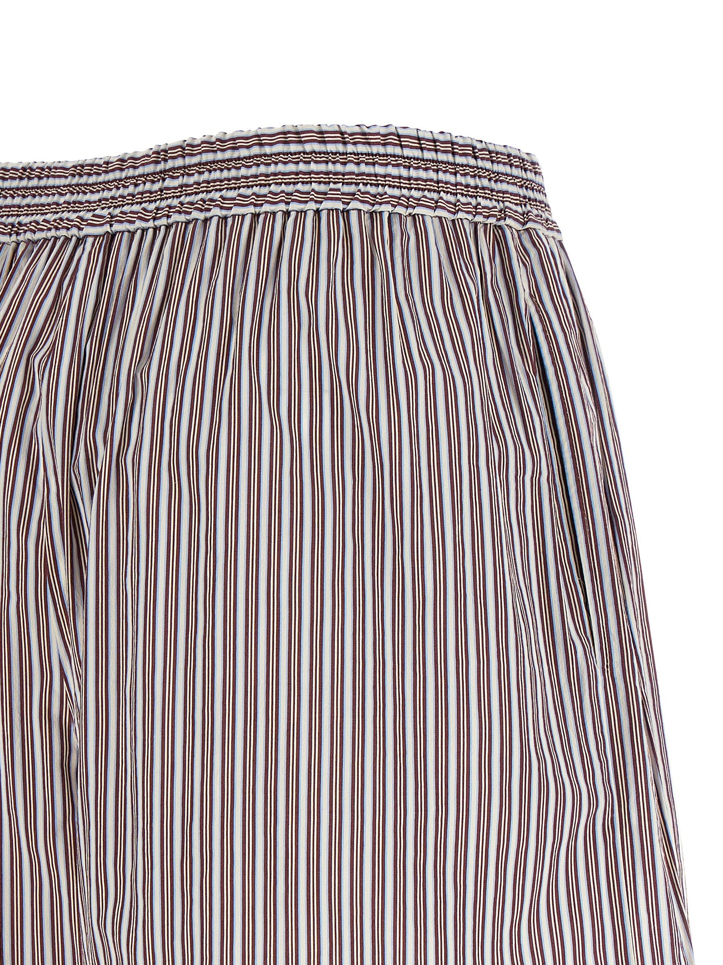 Bermuda Shorts by Brunello Cucinelli for women in cotton & silk bordeaux, signature & striped presents a sleek silhouette, featuring a sleek flared with a refined short and a sophisticated .