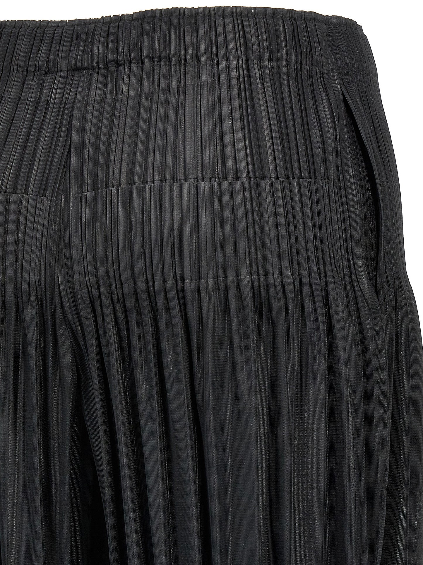 PLEATS PLEASE ISSEY MIYAKE Black Polyester Casual Pants