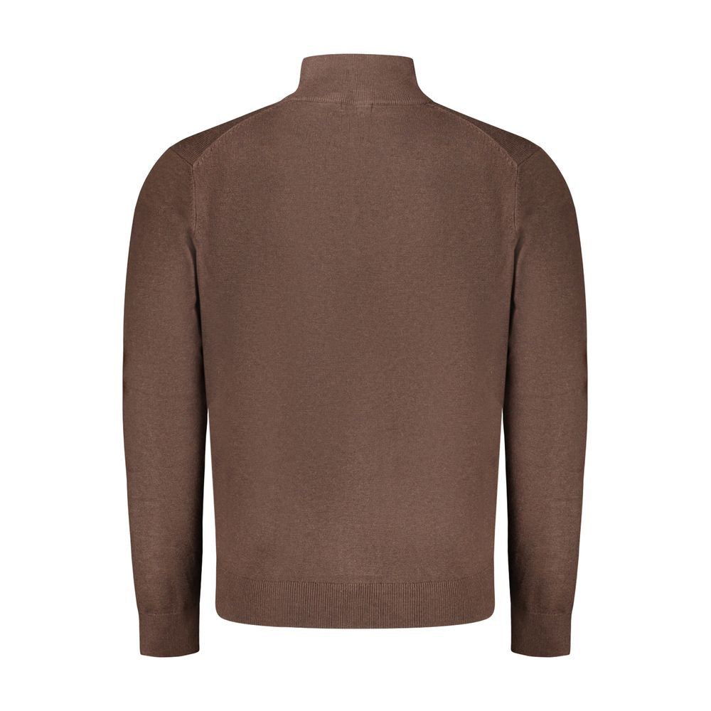 Cardigan by Norway 1963 for men in viscose polyester & polyamide brown presents a textural silhouette, artfully finished with a textural and for a sophisticated, textural look.