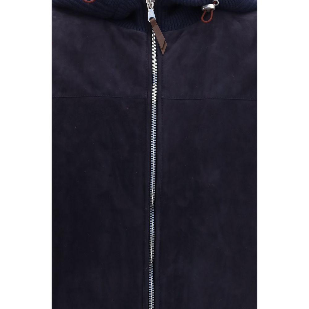 This Hooded Jacket by Brunello Cucinelli for men in bos taurus calf suede leather blue showcases a magnificent silhouette, meticulously crafted with a distinctive and functional pockets, hooded & insulated for a magnificent finish.