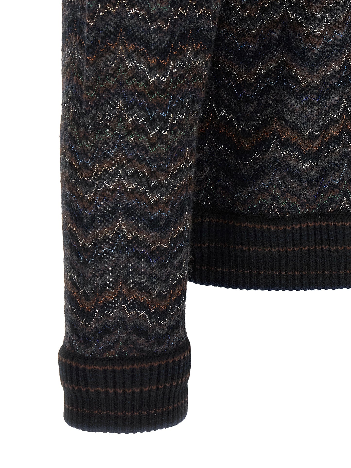 Cardigan by Missoni for men in cashmere & viscose multicolor & patterned showcases a luxurious silhouette, meticulously detailed with a sophisticated and for a refined finish.