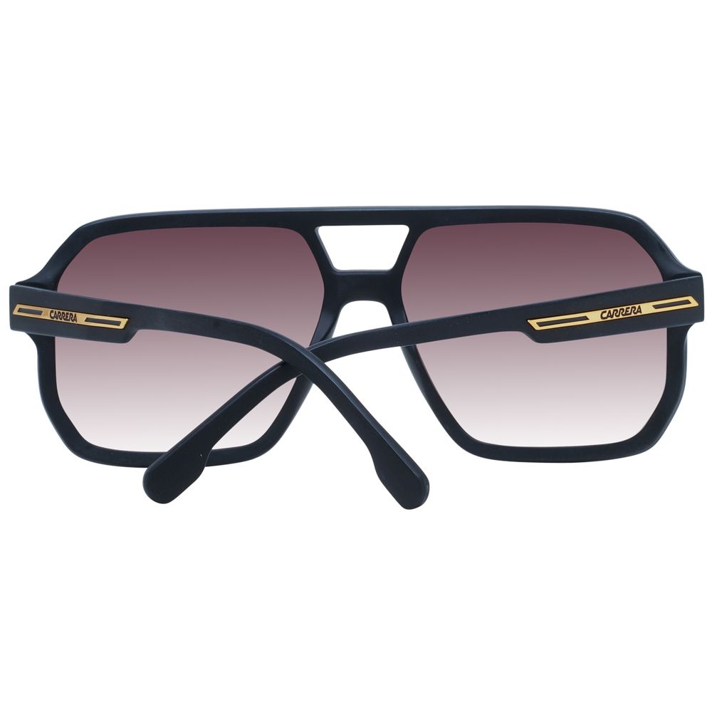 This Sunglasses by Carrera for men in eco-polyamide black presents a sumptuous silhouette, showcasing a sumptuous aviator full-rim frame design in black coloured frame and high-performance gradient category-3-dark-tint lens.