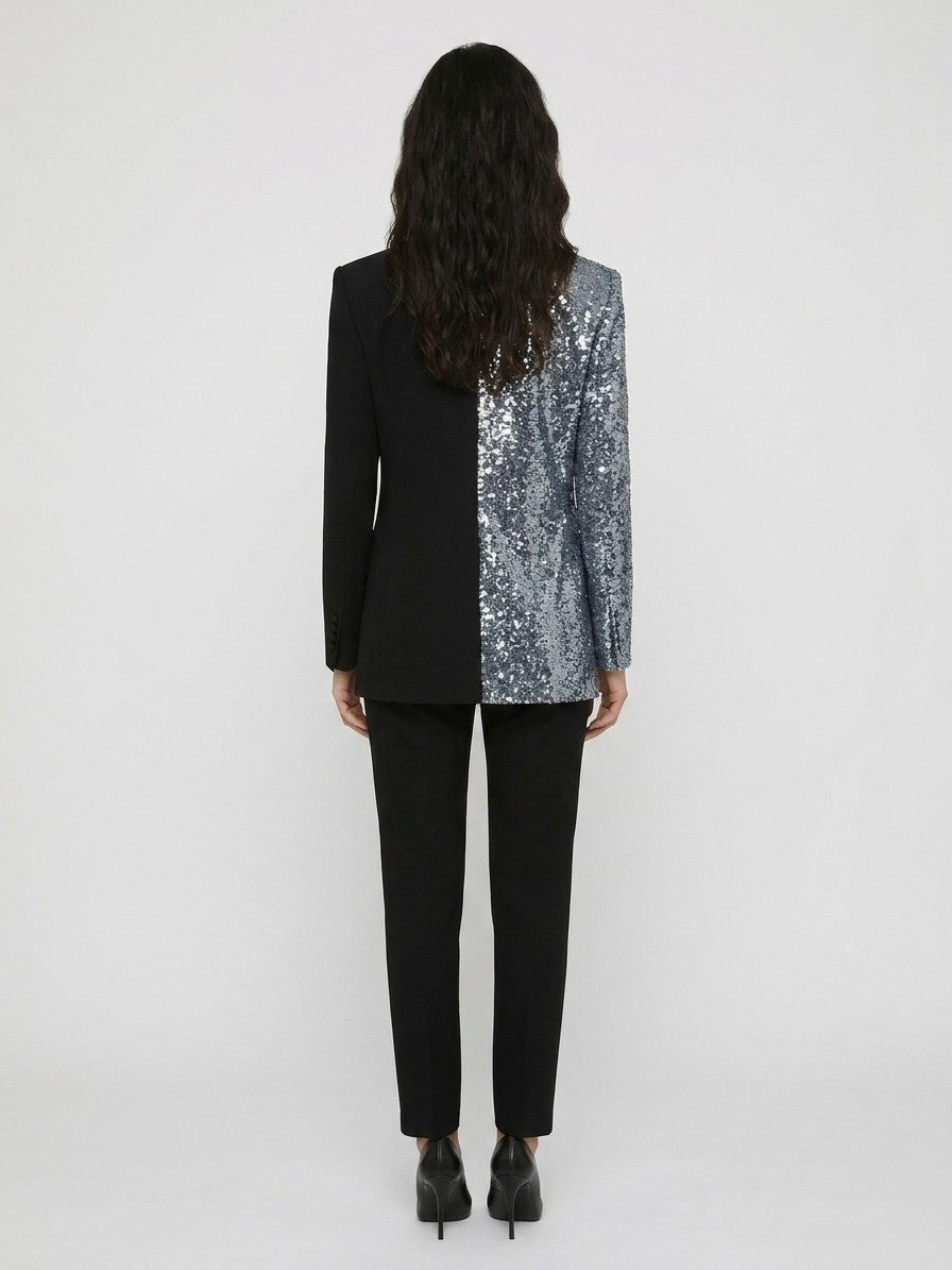 Blazer by Dolce & Gabbana for women in virgin wool silk cotton & polyester blue showcases a polished silhouette, highlighted by a refined and polished for a sophisticated finish.