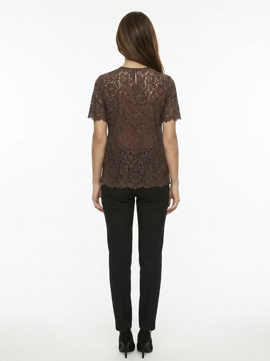 T-Shirt by Dolce & Gabbana for women in cotton nylon rayon & silk brown features an on trend silhouette, perfectly showcasing a on trend and for an elevated aesthetic.