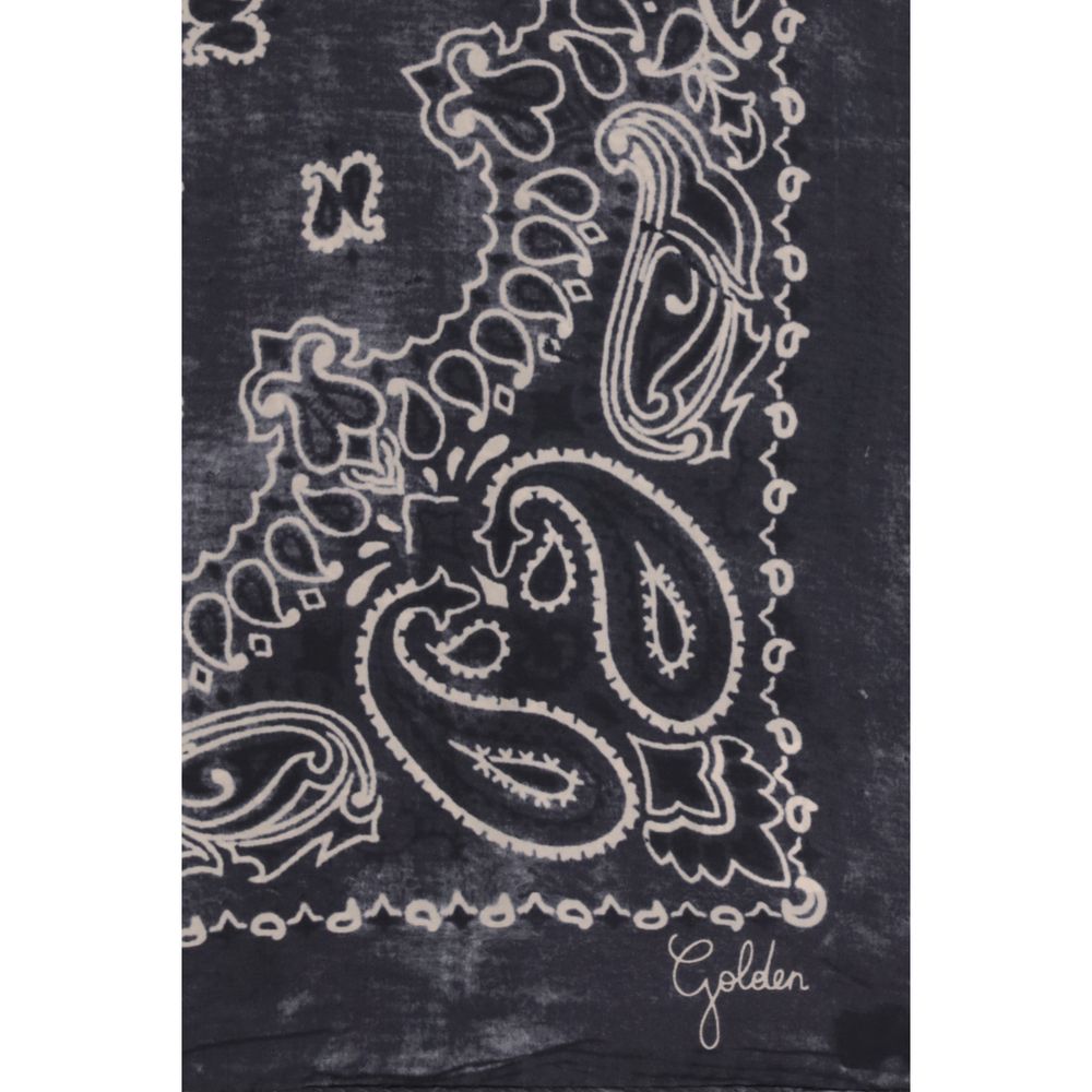 Scarf by Golden Goose for women in silk gray, paisley & print presents a cosy silhouette, artfully capturing the sophisticated design and premium aesthetic of the Silk Square Scarf.
