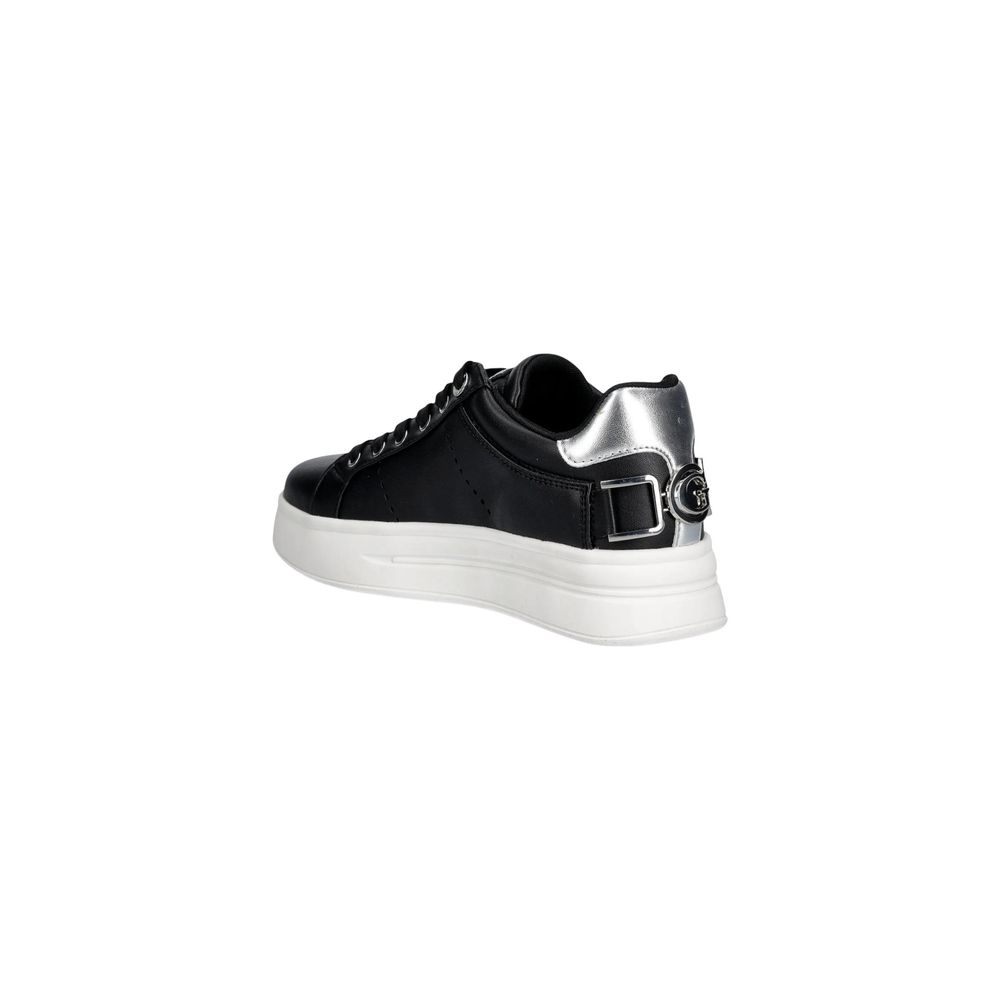 Sneakers by Guess for women in polyethylene & polyurethane black features an timeless silhouette from the Women's Casual Polyethylene & Polyurethane Sneakers collection, showcasing a signature casual style with an timeless finish.