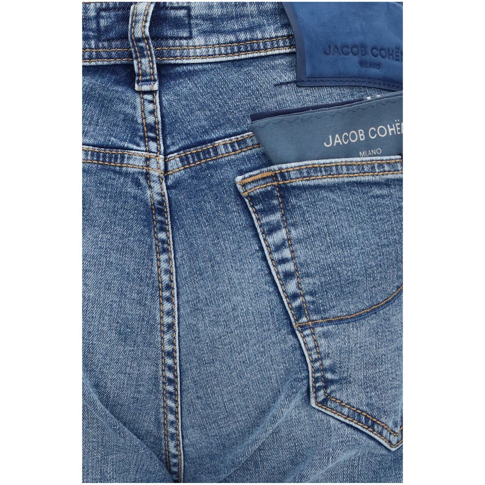 Jeans by Jacob Cohen for men in denim cotton & suede leather blue & signature features an refined tailoring silhouette, showcasing a premium tapered-leg, regular-fit & slim with a mid rise and long cut for a refined tailoring look.
