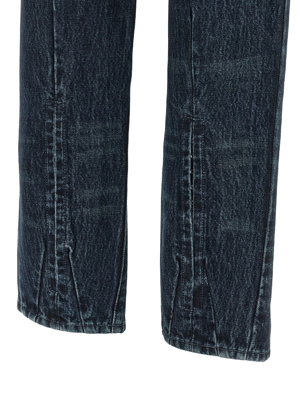Jeans by Diesel for women in denim cotton dark-blue presents a refined pantology silhouette, artfully defined by a refined pantology straight-leg, long, and a sophisticated mid rise.