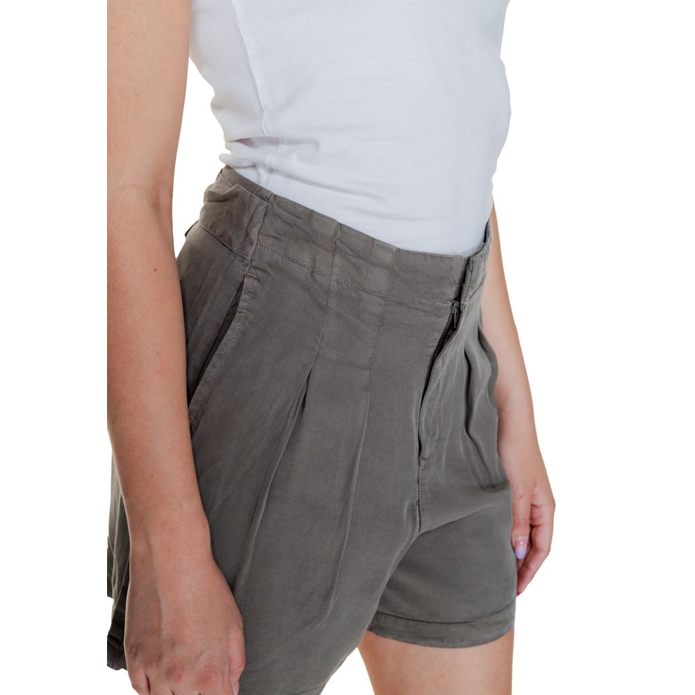 Vero Moda Gray Lyocell Pleated Shorts
