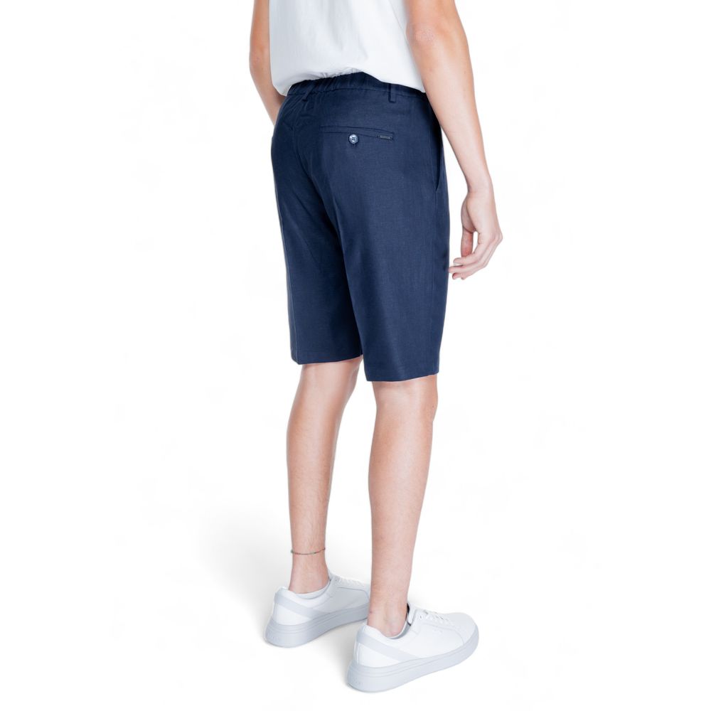 Bermuda Shorts by Antony Morato for men in linen & viscose blue showcases a on trend silhouette, featuring a tailored with a classic short and sophisticated for a on trend finish.
