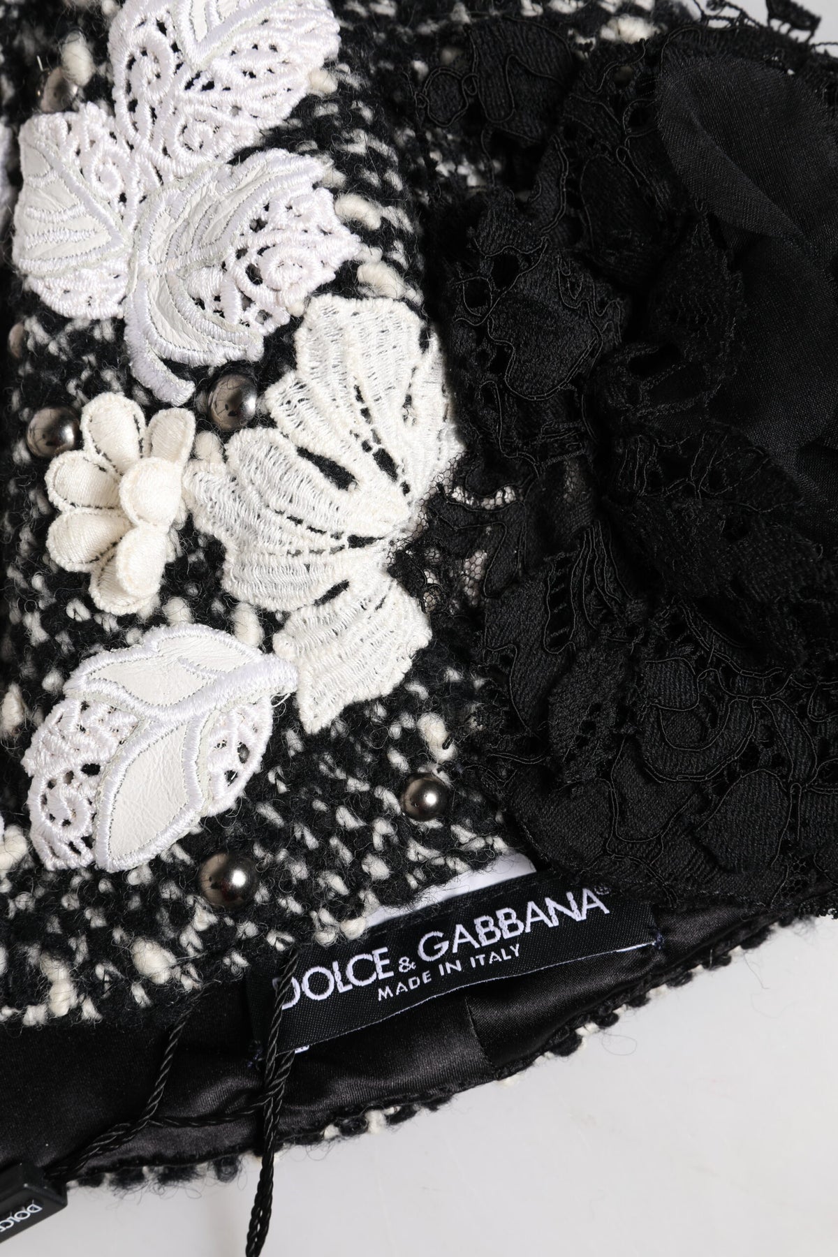 Dolce & Gabbana Cotton Silk Mohair & Wool Cloche Hat - Black White Floral