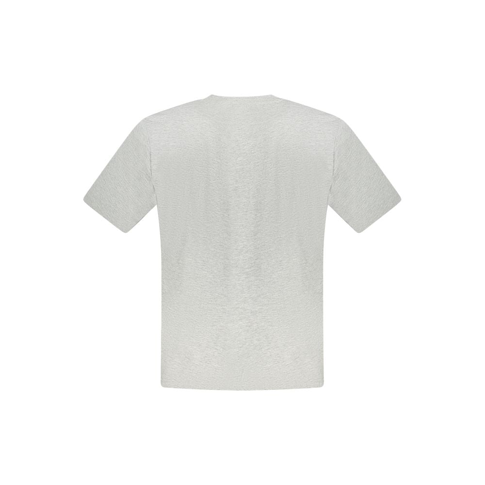 T-Shirt by North Sails for men in cotton gray, signature & print showcases a dramatic silhouette, elegantly detailed with a dramatic and for a truly dramatic finish.