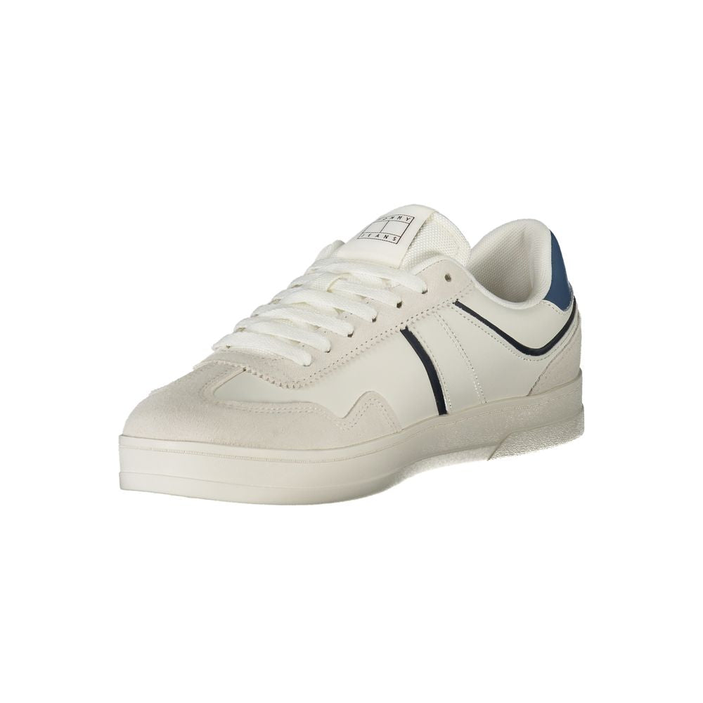 Sneakers by Tommy Hilfiger for men in polyethylene white presents a sumptuous silhouette as Men's Fashion Polyethylene Sneakers, expertly defined by a sumptuous fashion style for a sumptuous, high-fashion look.