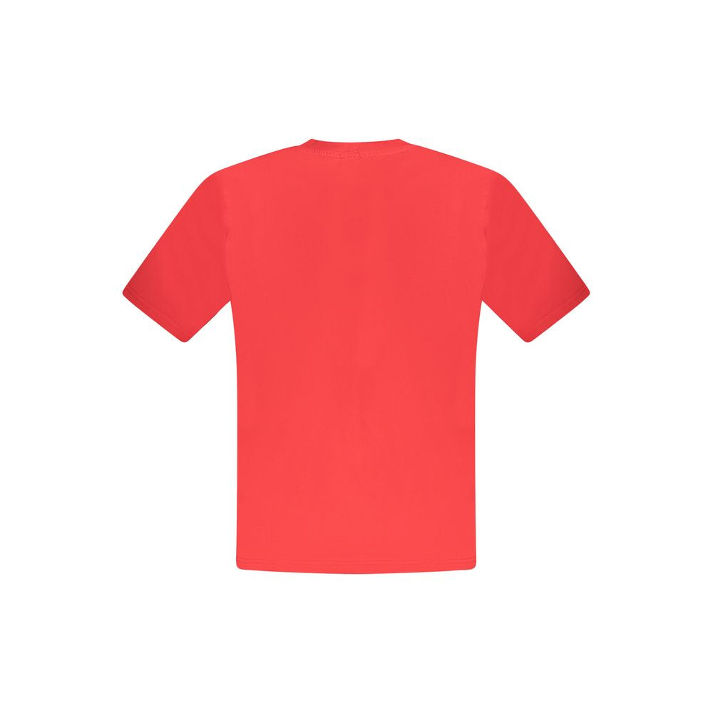 T-Shirt by North Sails for men in cotton red features an on trend silhouette, perfectly showcasing a on trend and for an elevated aesthetic.