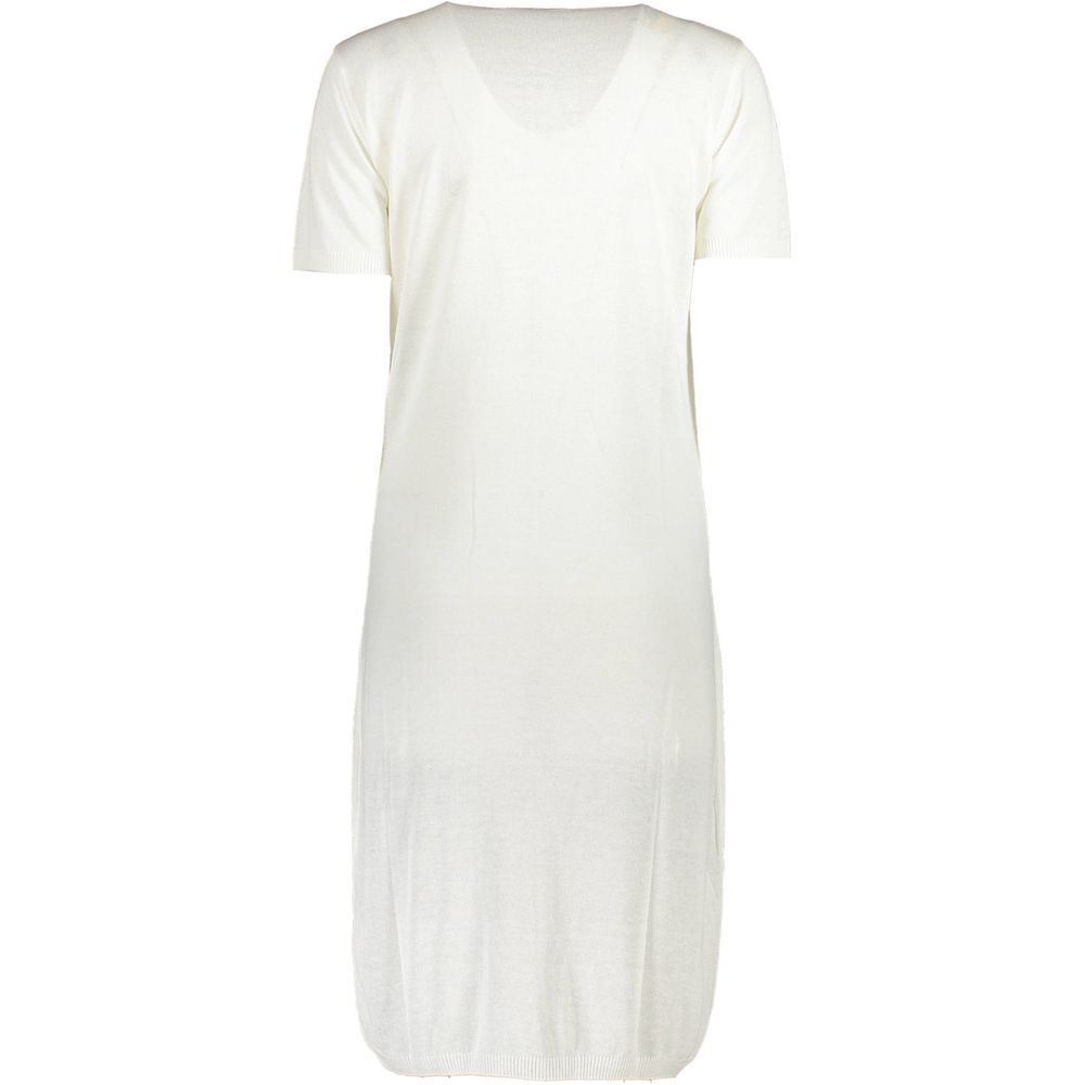 Dress by Cavalli Class for women in polyamide viscose white features an magnificent silhouette, artfully detailed with a magnificent and that flows into an magnificent short.
