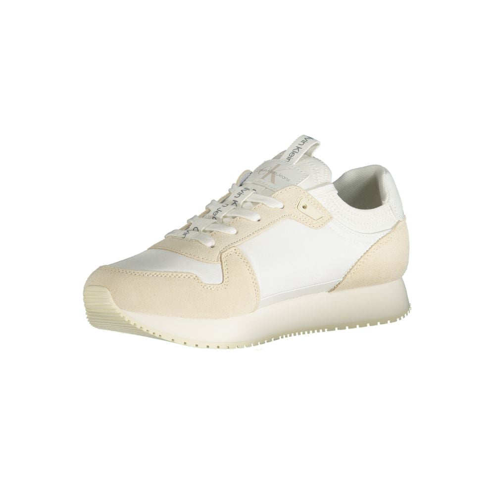 Sneakers by Calvin Klein for men in polyester white features an sumptuous silhouette, showcasing the premium Men's Fashion Polyester Sneakers in a sumptuous fashion style that offers a sumptuous finish for refined style.