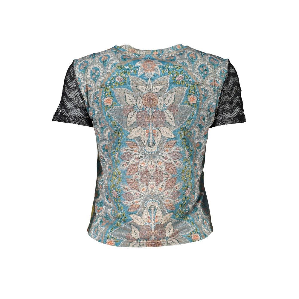 T-Shirt by Desigual for women in stretch polyester blue & print features an edgy silhouette, meticulously detailed with a sophisticated and for a truly edgy finish.