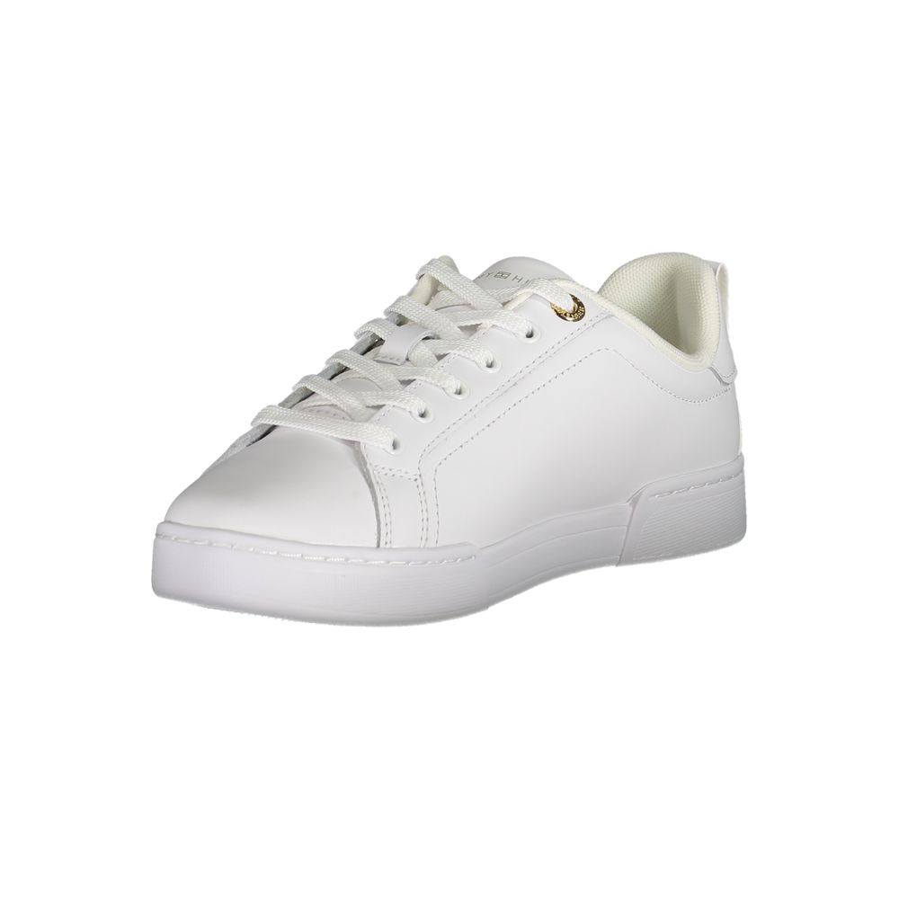 Sneakers by Tommy Hilfiger for women in polyester polyethylene leather white features a sumptuous design, perfectly showcasing the sumptuous casual style of this Women's Casual Polyester Polyethylene Leather Sneakers.