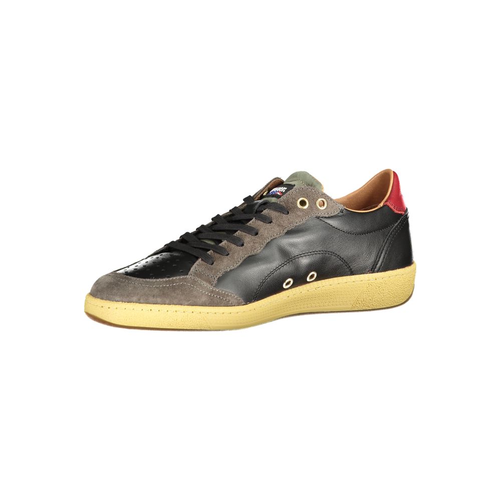 Sneakers by Blauer for men in polyester polyethylene leather black features an sumptuous design from the Men's Fashion Polyester Polyethylene Leather Sneakers collection, highlighting a sumptuous fashion style for a premium, high-fashion look.