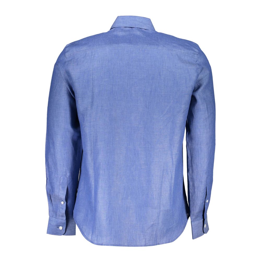 Shirt by North Sails for men in linen blue features an polished silhouette, showcasing a sophisticated and detail for a truly polished finish.