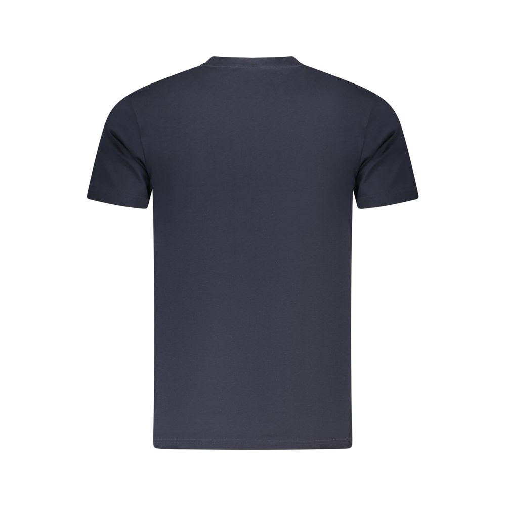 T-Shirt by Cavalli Class for men in cotton blue & print showcases a fashionable silhouette, elegantly detailed with a fashionable and for a sophisticated, high-fashion look.