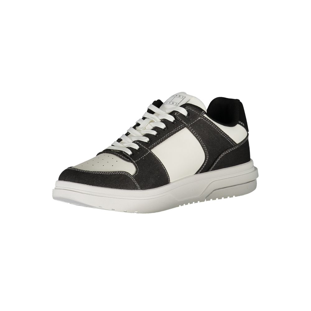 Sneakers by Tommy Hilfiger for men in polyester black presents a sumptuous silhouette, artfully capturing the essence of the Men's Fashion Polyester Sneakers with its sumptuous fashion style design.