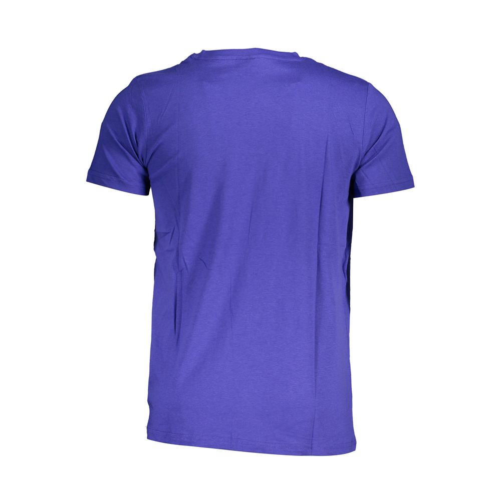 T-Shirt by Norway 1963 for men in cotton blue features an on trend silhouette, perfectly showcasing a on trend and crew neckline for an elevated aesthetic.