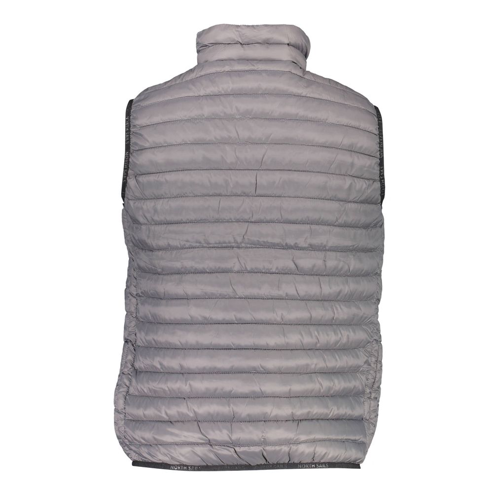 Vest by North Sails for men in polyamide brown, gray & signature features a enviable silhouette, elegantly detailed with a enviable and functional pockets for a enviable finish.