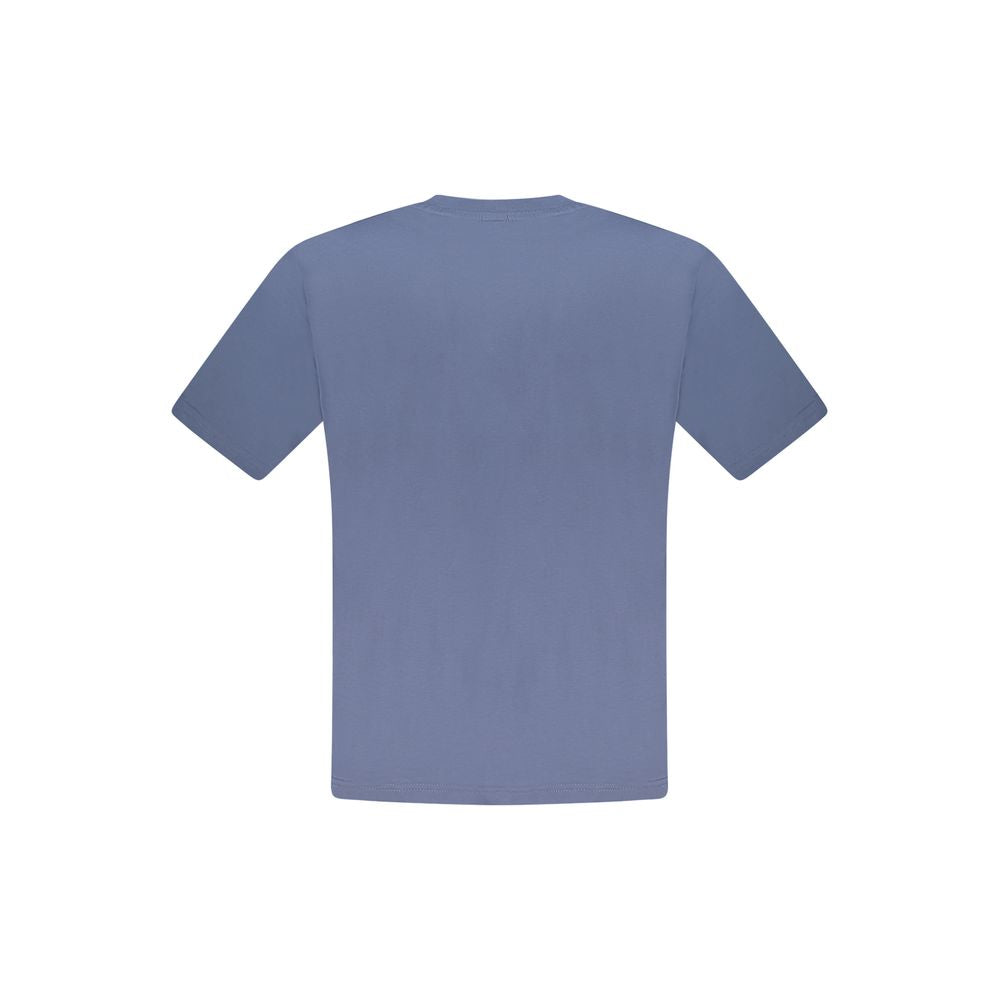 T-Shirt by North Sails for men in cotton blue & print showcases a chic silhouette, artfully detailed with a chic crew neckline and for a chic finish.