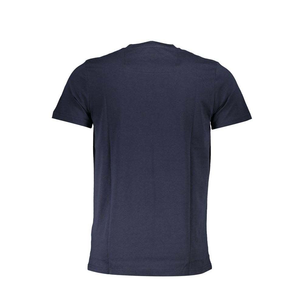 T-Shirt by Cavalli Class for men in cotton blue & print showcases a fashionable silhouette, elegantly detailed with a fashionable and for a sophisticated, high-fashion look.