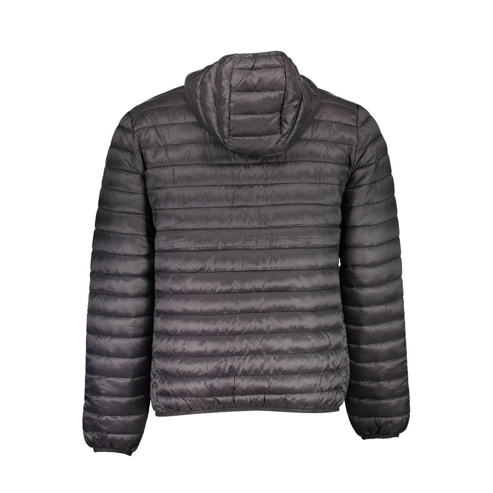 Hooded Jacket by North Sails for men in polyamide black features an utilitarian silhouette with a refined , showcasing sophisticated lightweight, pockets & hooded for an utilitarian aesthetic.