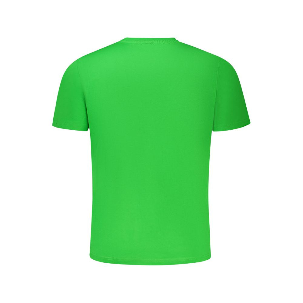 T-Shirt by North Sails for men in cotton green & print showcases a fashionable silhouette, elegantly detailed with a fashionable and crew neckline for a sophisticated, high-fashion look.
