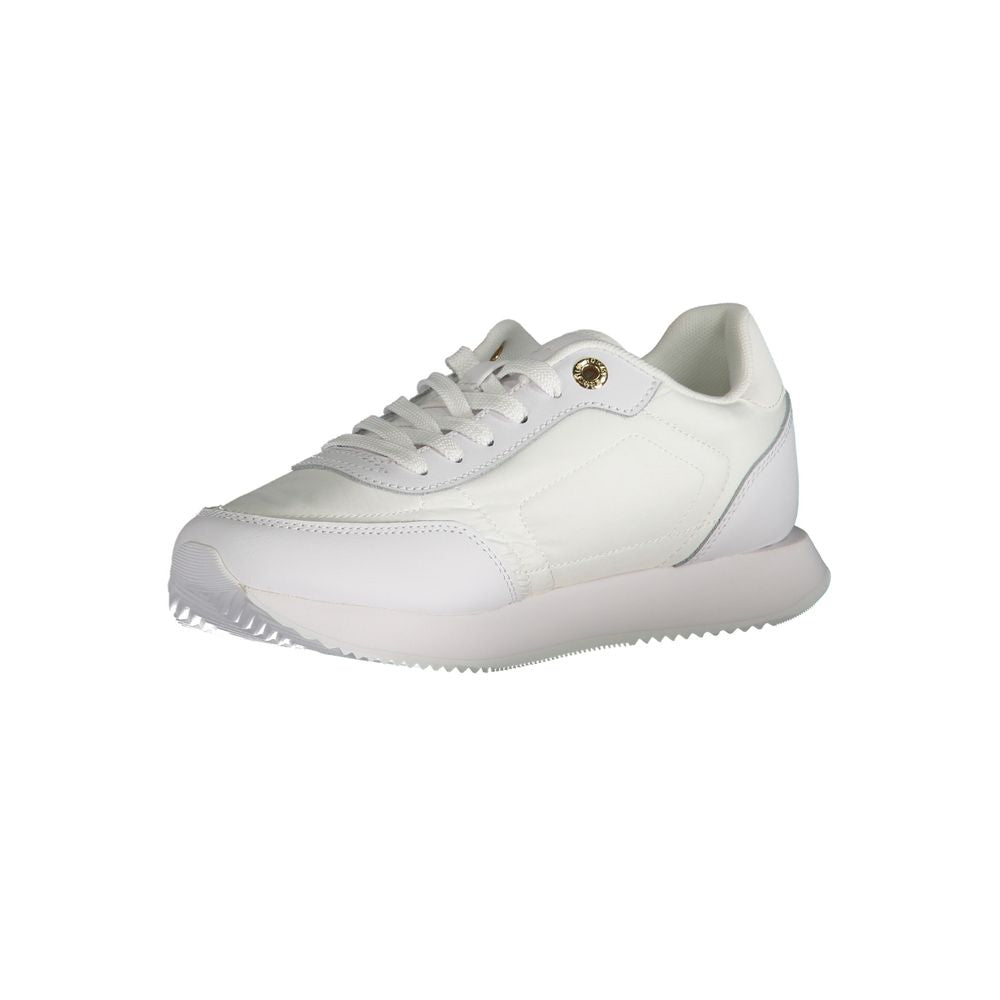 Sneakers by Tommy Hilfiger for women in polyester white features a sumptuous design, perfectly showcasing the sumptuous fashion style of this Women's Fashion Polyester Sneakers.