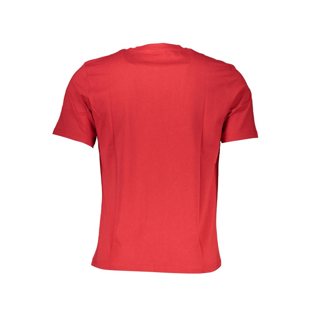 T-Shirt by North Sails for men in cotton red & print features a plush silhouette, showcasing a sophisticated crew neckline and for a truly plush finish.