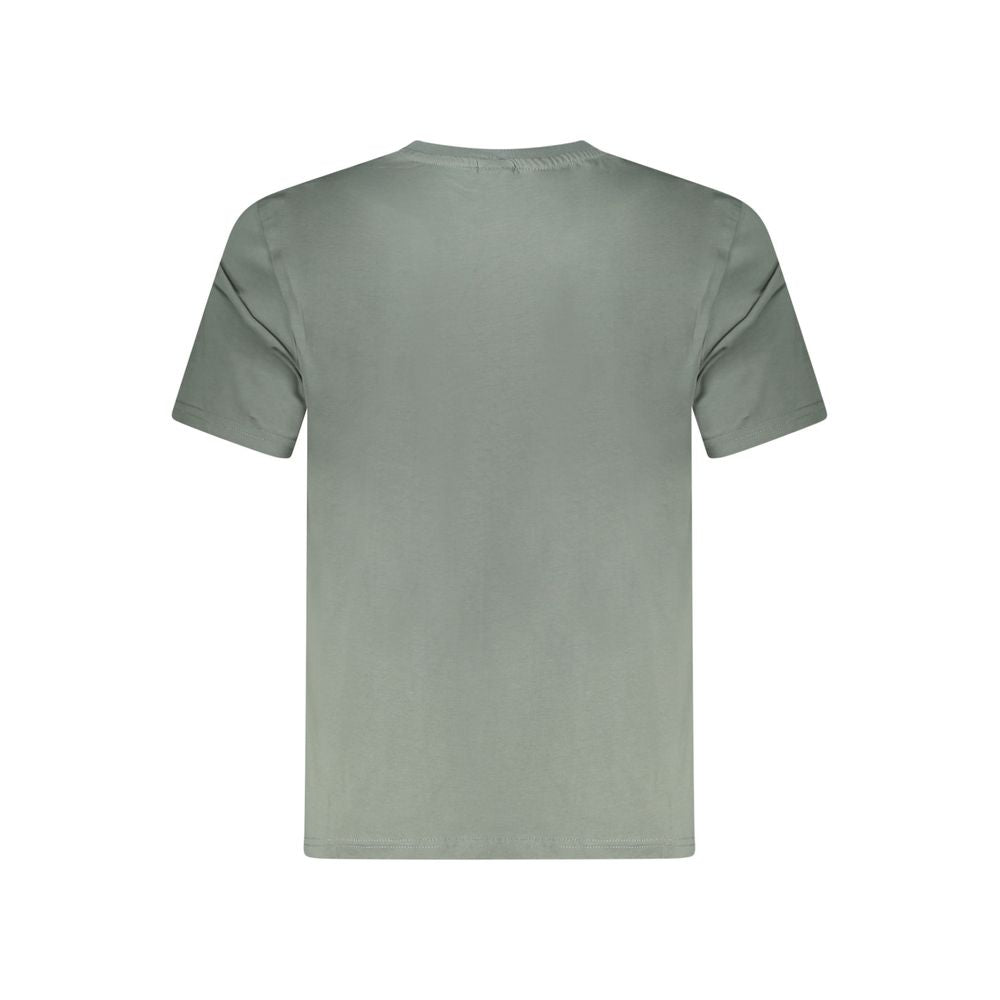 T-Shirt by North Sails for men in cotton green & print features an edgy silhouette, meticulously detailed with a sophisticated and crew neckline for a truly edgy finish.